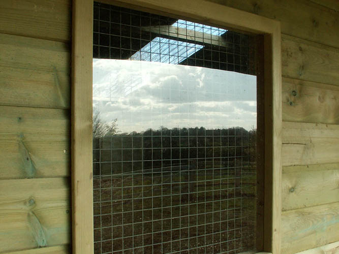 FIXED TIMBER STABLE BLOCK WINDOW UPGRADE