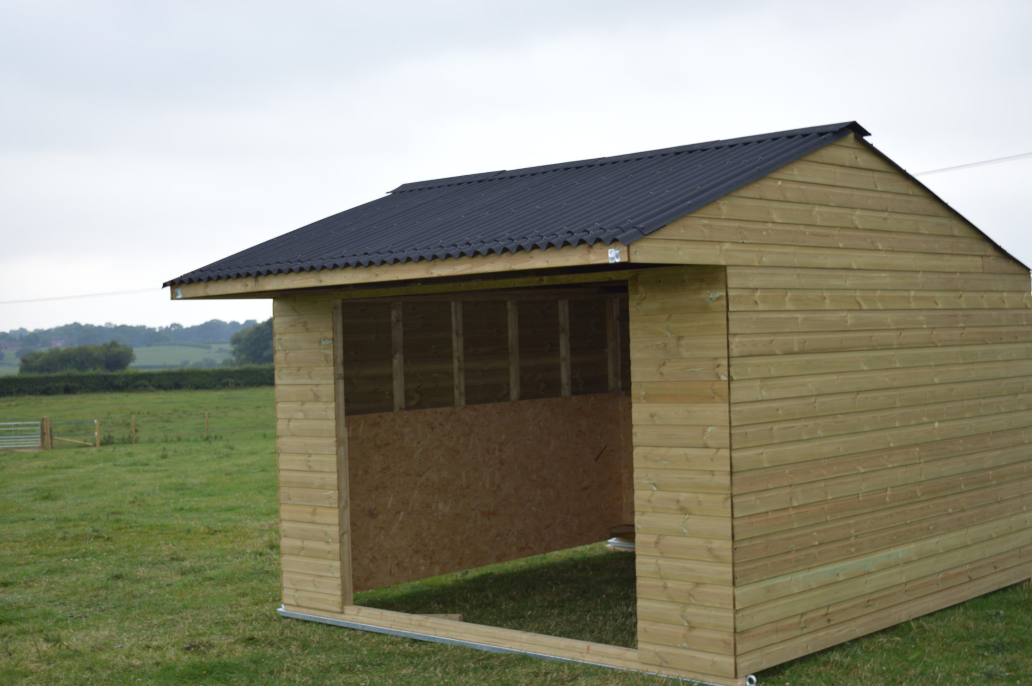 MOBILE FIELD SHELTERS FROM WOODHOUSE STABLES ...